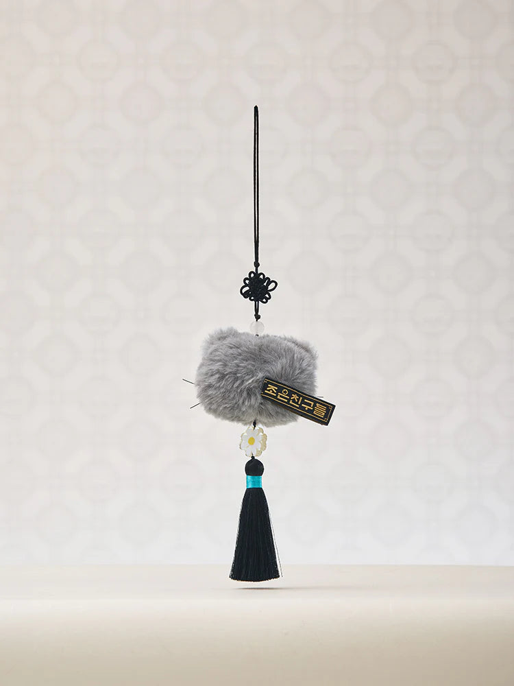 G-DRAGON [ZO&FRIENDS] - ZOA K-EDITION TASSEL KEYRING
