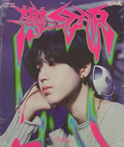 Stray Kids - 8TH MINI ALBUM [ROCK(樂)-STAR] (POSTCARD VER.)