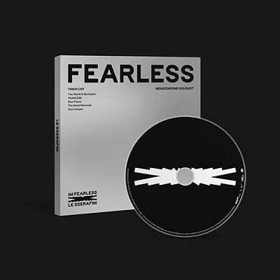 LE SSERAFIM(르세라핌) -  1ST MINI ALBUM FEARLESS (MONOCHROME BOUQUET VERSION)